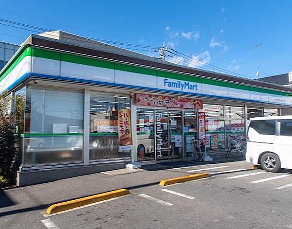 ファミリーマートあきる野滝山街道店まで約453m