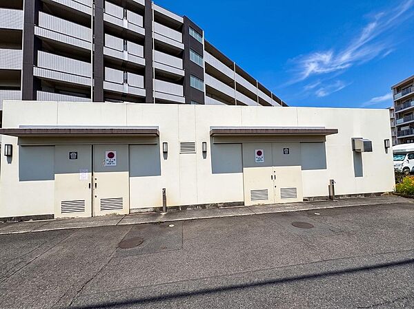 24時間ゴミ捨て可能。共用部