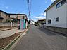 周辺：前面道路（2026年08月21日撮影）