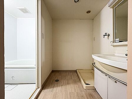 ※リフォーム前の写真リフォーム完成はまだ先ですが、完成までの時間が、ご家族での生活のイメージをより具体的に膨らませてくれます。