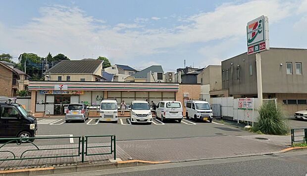 セブンイレブン三鷹大沢1丁目店 523m