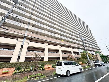 11月リノベーション完工予定。ご見学は可能です。※リノベーション完了前に販売終了となる事が御座います。ご了承くださいませ。