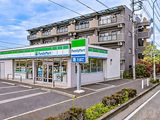 ファミリーマート日野四谷橋店まで約182m