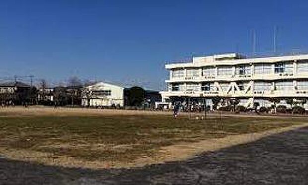 日野市立滝合小学校まで約629m
