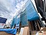 外観：2階建て・3LDKのゆとりある住まい。陽当りや風通しの良さを考慮したこだわりの配置計画です。