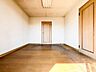子供部屋：住まいには大小さまざまな全4室の洋室がございます。家族構成に合わせて、それぞれのプライベート空間をつくることができます。もちろん仕事部屋などをつくることもできます。