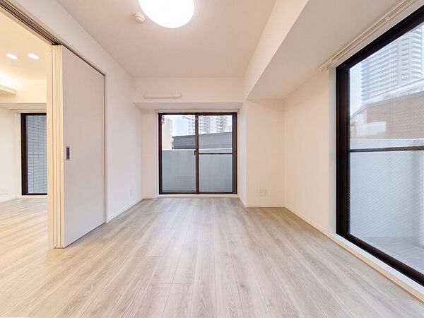 洋室を拡大表示