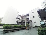 御影駅より徒歩10分 築40年5ヶ月 3階建の賃貸物件