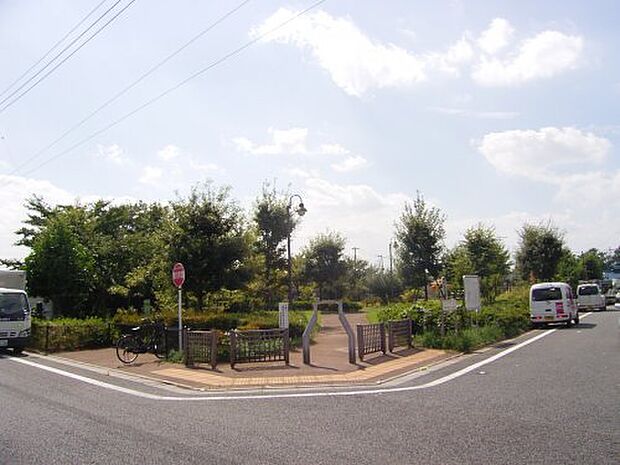 【公園】久保新田さくら公園まで872ｍ