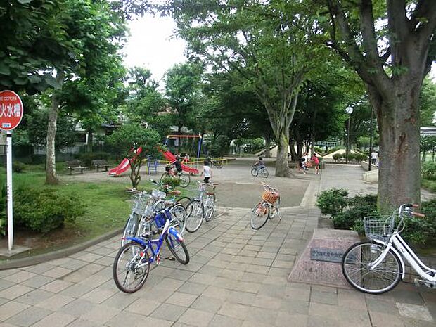【公園】西大泉中央児童公園まで571ｍ