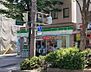 周辺：【コンビニエンスストア】ファミリーマート 西宮戸田町店まで225ｍ