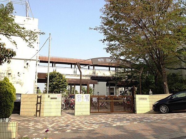 名東小学校　640ｍ