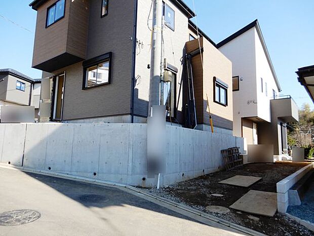 前面道路＆現地土地