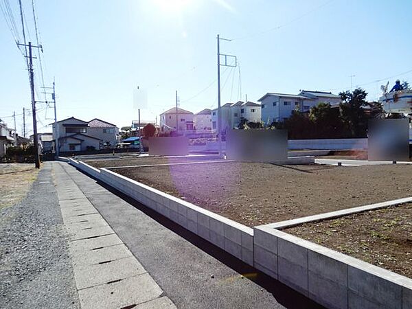 北東側水路