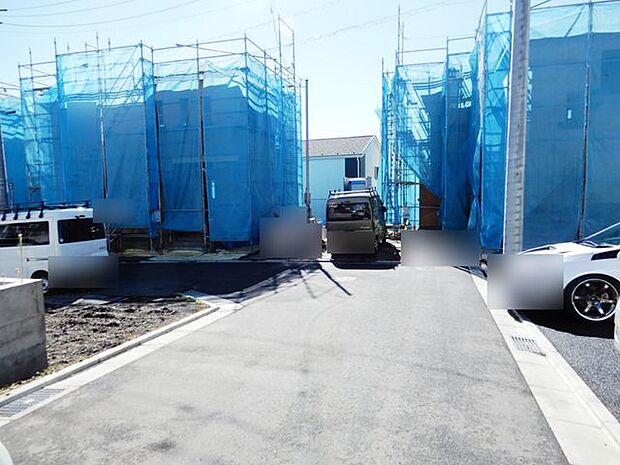 前面道路＆外観現地