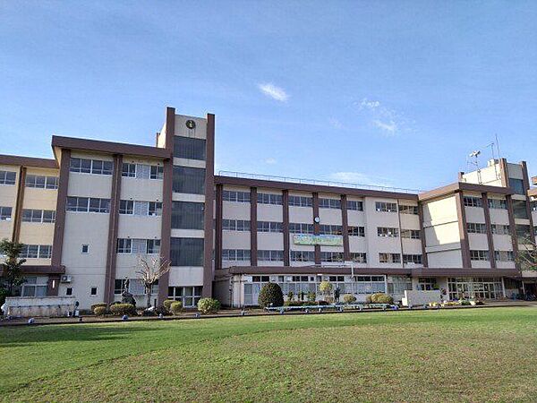 小田原市立下府中小学校 徒歩13分。 980m