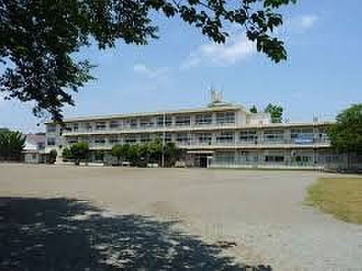 小田原市立早川小学校 徒歩3分。 200m