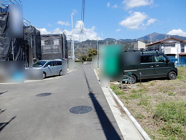 前面道路&現地土地