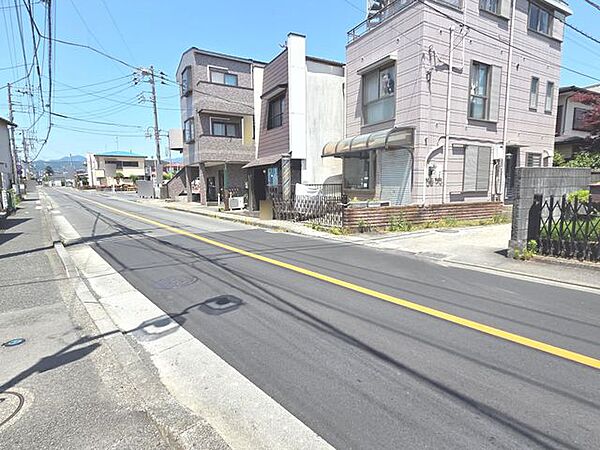 分譲地南側道路