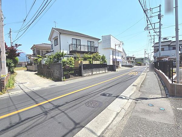 分譲地南側道路