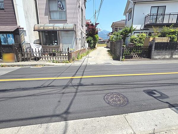 分譲地南側道路