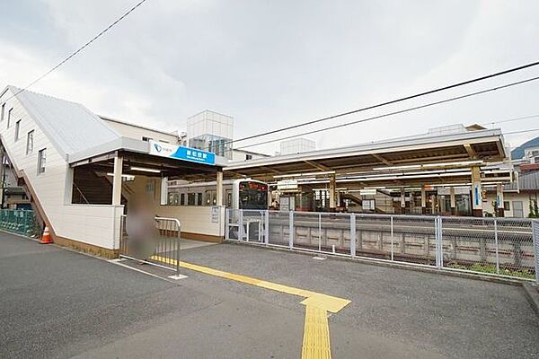 新松田駅(小田急 小田原線) 徒歩10分。 800m