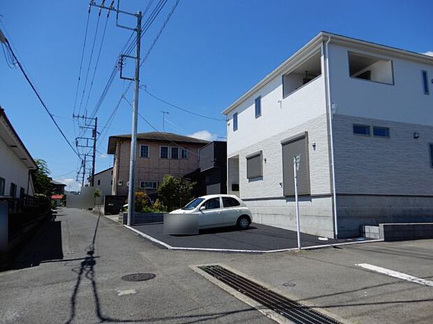 前面道路&外観