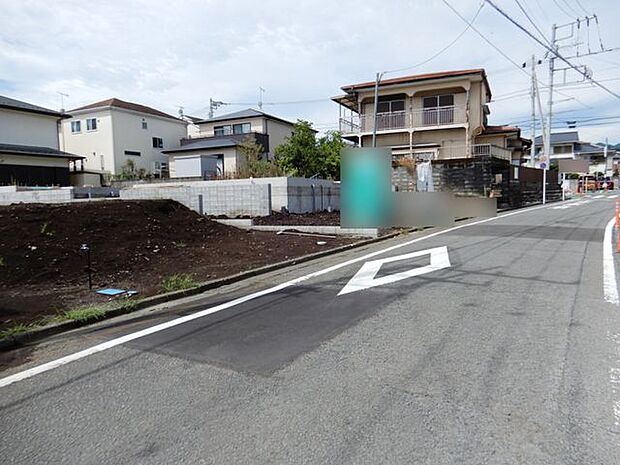 前面道路&外観