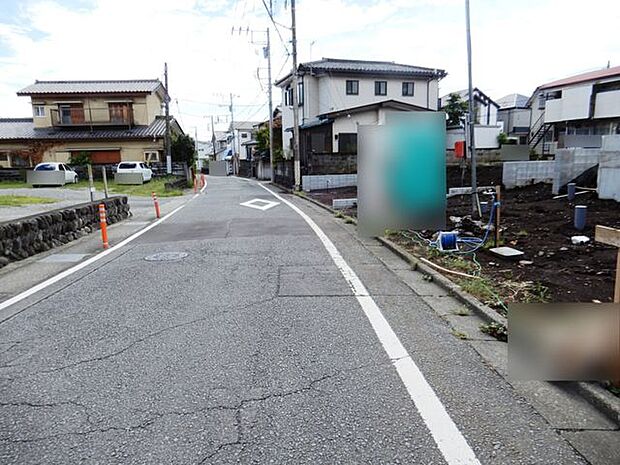 前面道路&外観