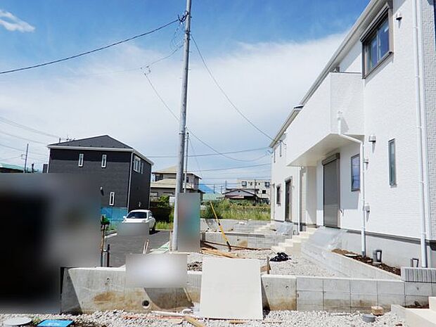 前面道路&外観