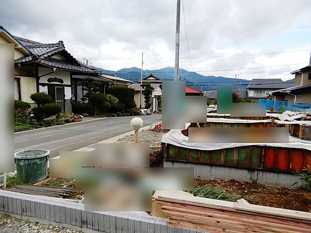 前面道路&外観