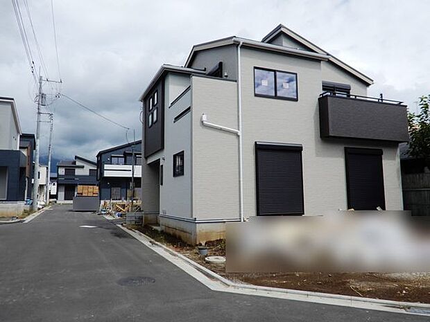 前面道路&外観