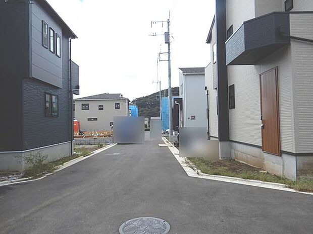 前面道路&外観