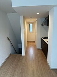 ソルナクレイシア練馬 201 2階1LDKのリビング/ダイニング