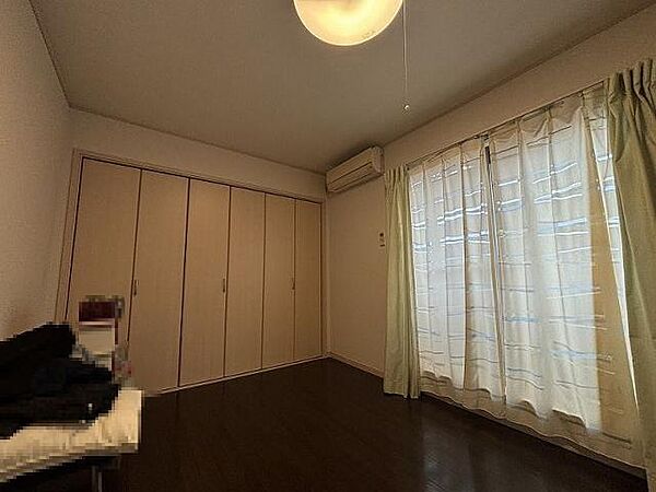 寝室
