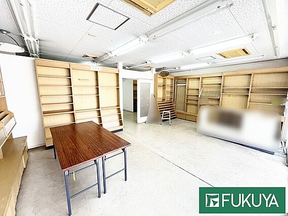 室内