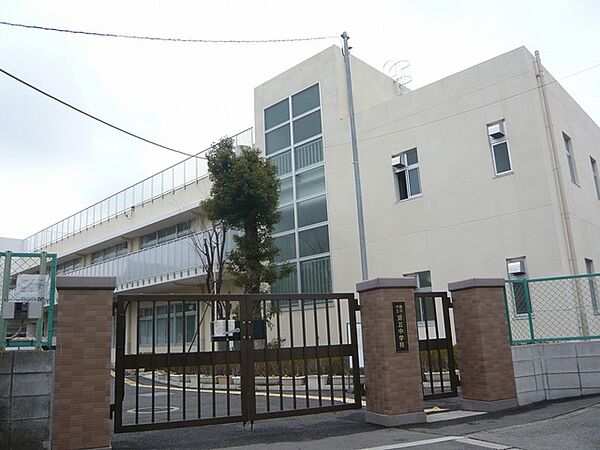 箕面市立第五中学校