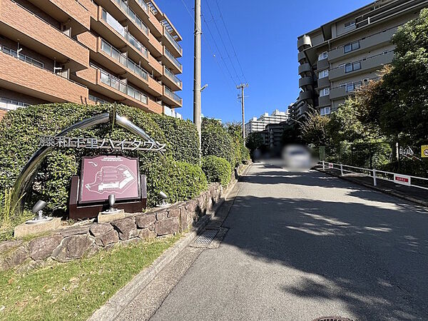 外観：327002864023