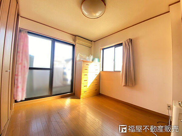 寝室
