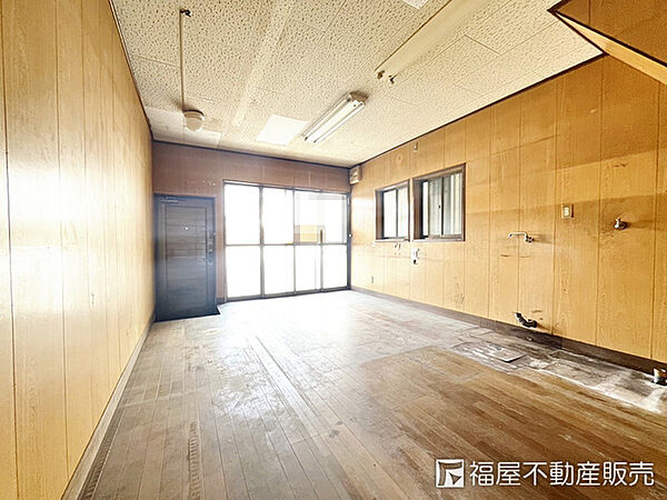 室内