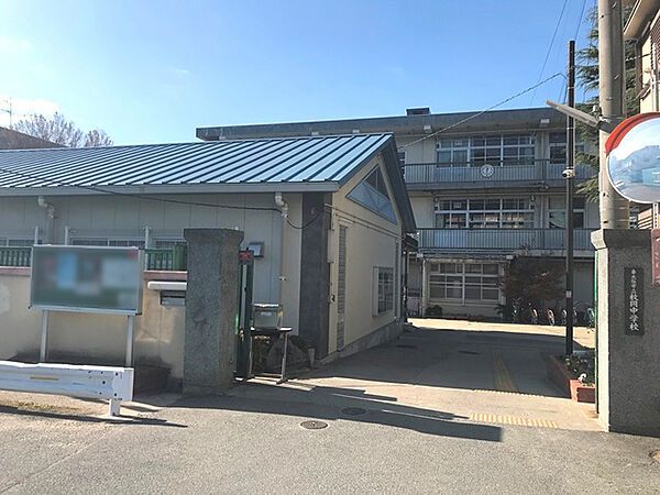 東大阪市立枚岡中学校