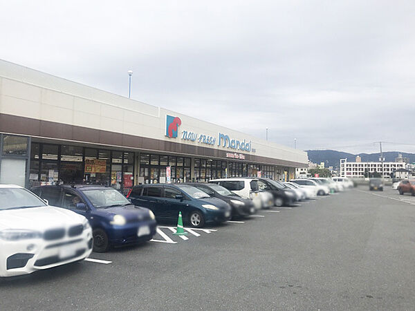 万代御厨店