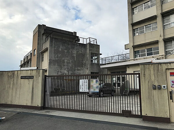 東大阪市立上四条小学校