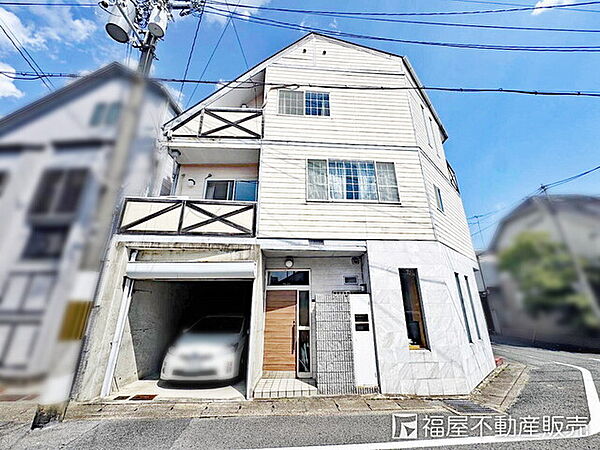 外観：326000218172