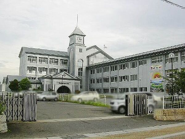 守山市立速野小学校
