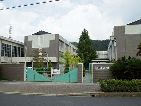 大津市立青山小学校