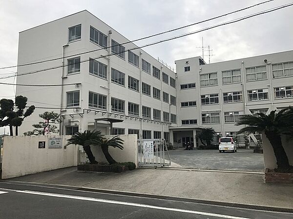 高槻市立城南中学校