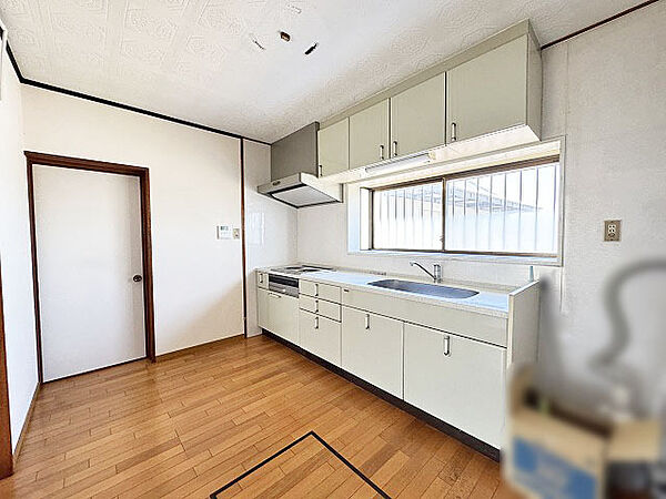 ※写真中の家具等の調度品は対象に含まれません。
