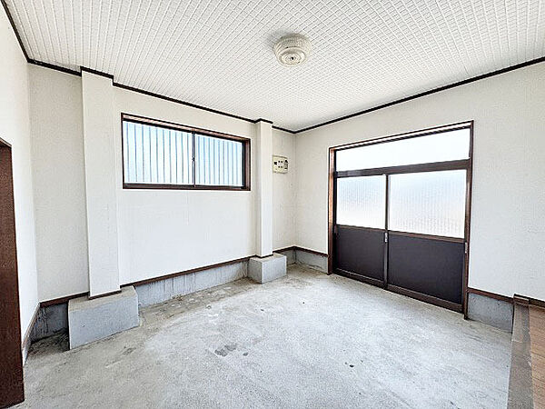 室内