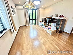 桜井市大字巻野内 9SLDKのリビング/ダイニング